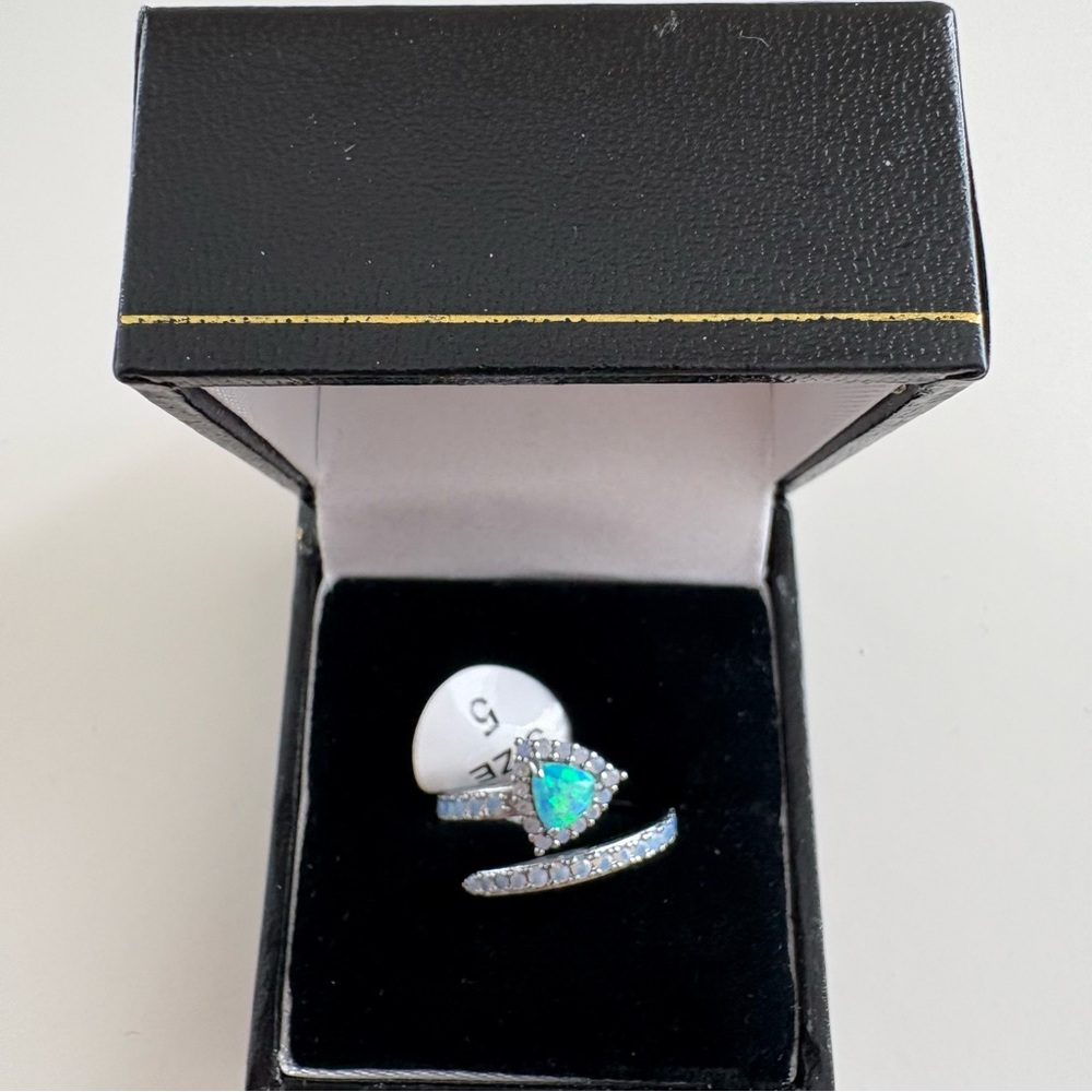 Bomb Party The Arrow of Love Ring RBP5368 IceBlue Fire Opal Hematite Plating - Picture 2 of 6